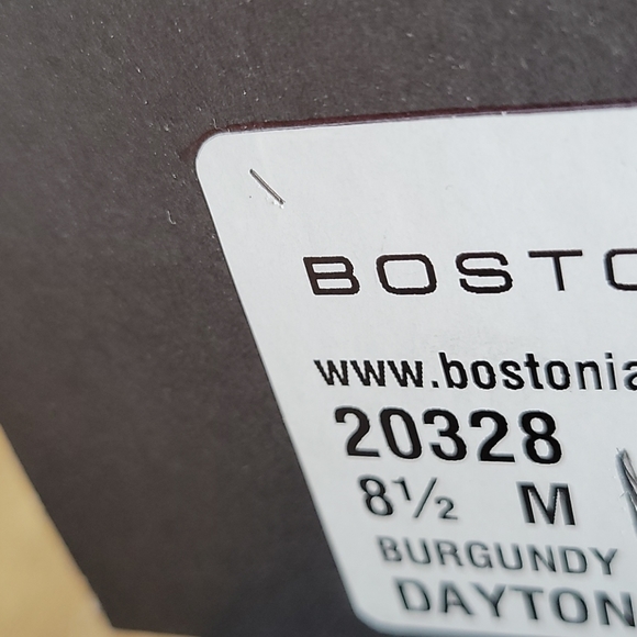 NWT BOSTONIAN  LEATHER LOAFERS - Picture 12 of 12